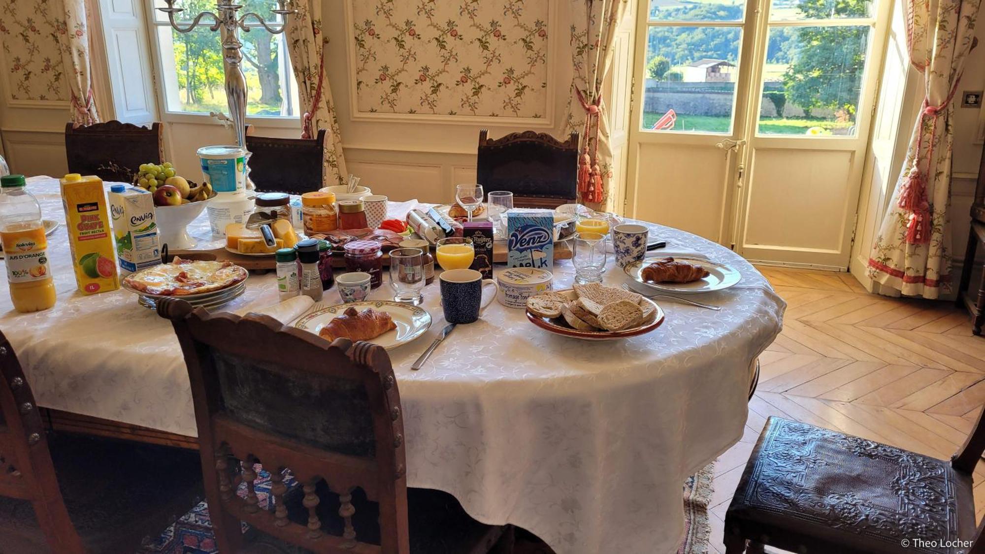 Chateau Le Plessis Sémelay Extérieur photo